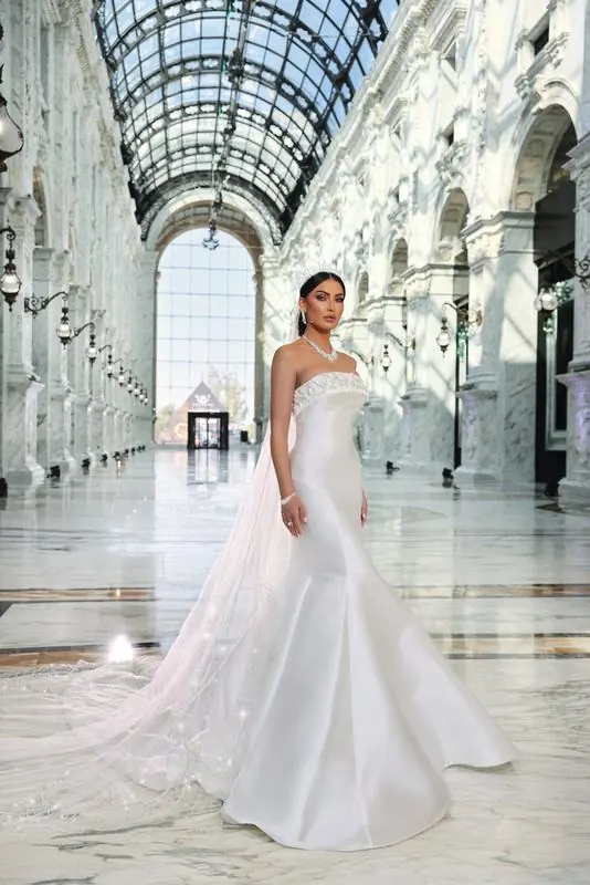 Bride under a glass dome